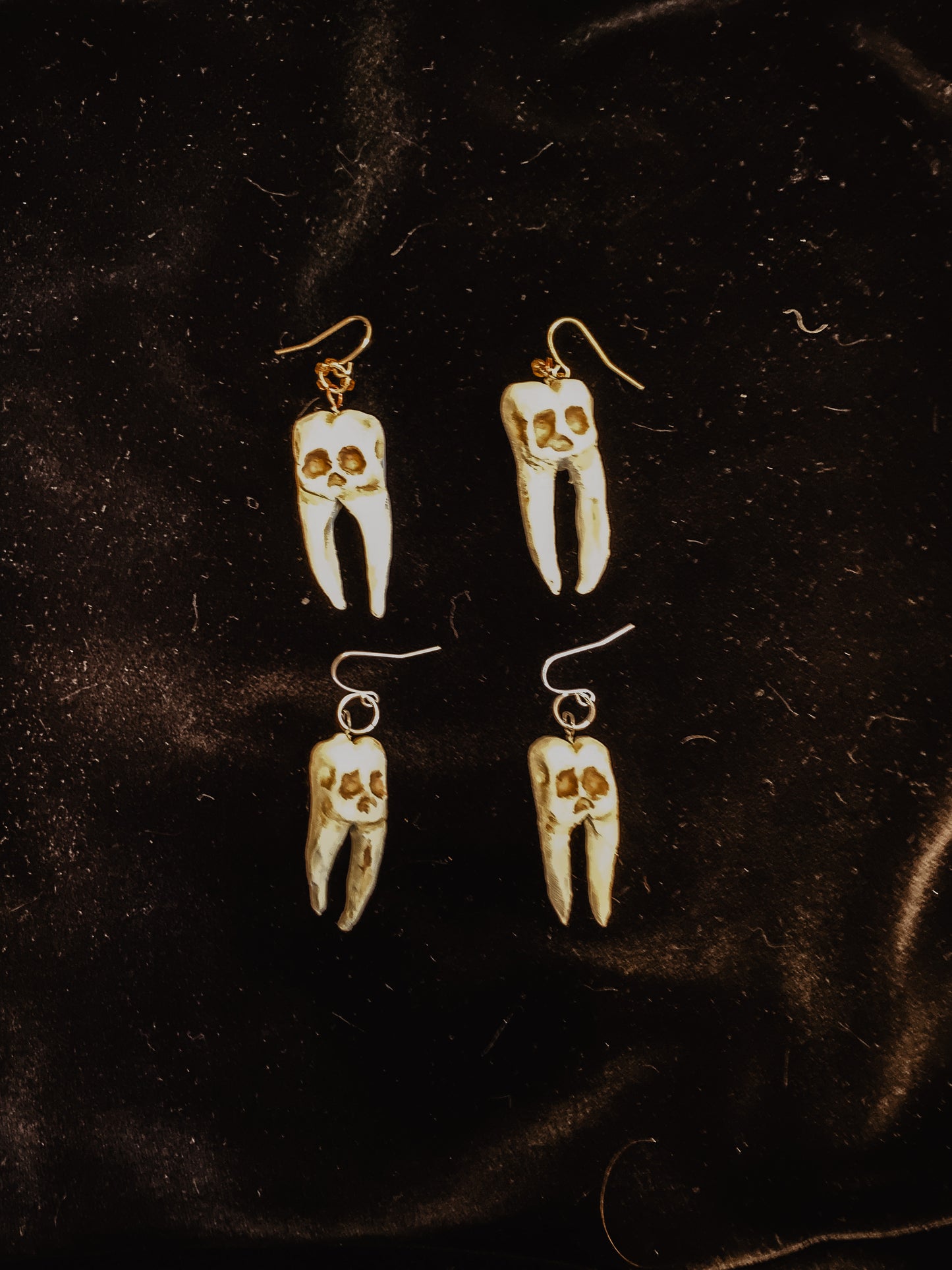 Scull teeth earrings